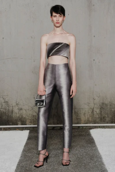 Look 37